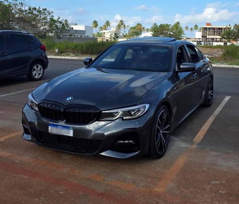 BMW 330i 2.0 16V TURBO GASOLINA M SPORT AUTOMÁTICO